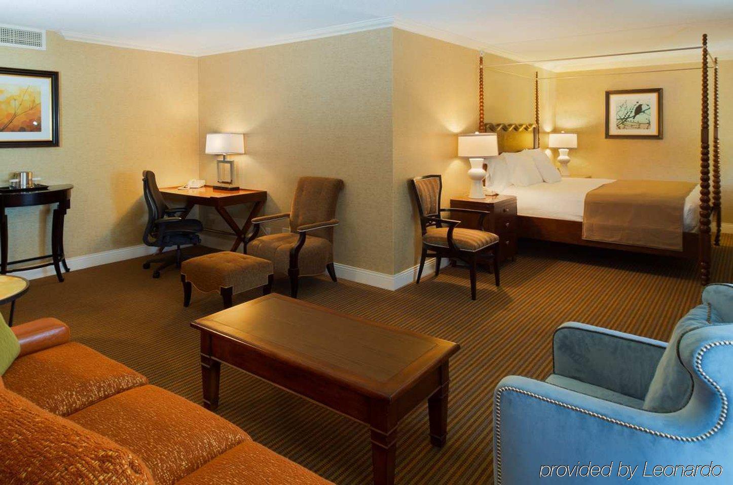 Doubletree By Hilton Missoula Edgewater Hotel Room photo